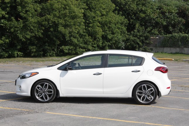 2014 kia forte5 002