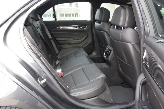 2014 cadillac cts v-sport CHASE 006