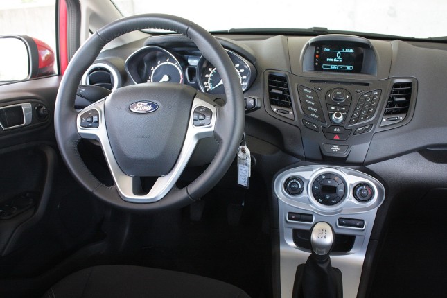 2014 Ford Fiesta EcoBoost dash