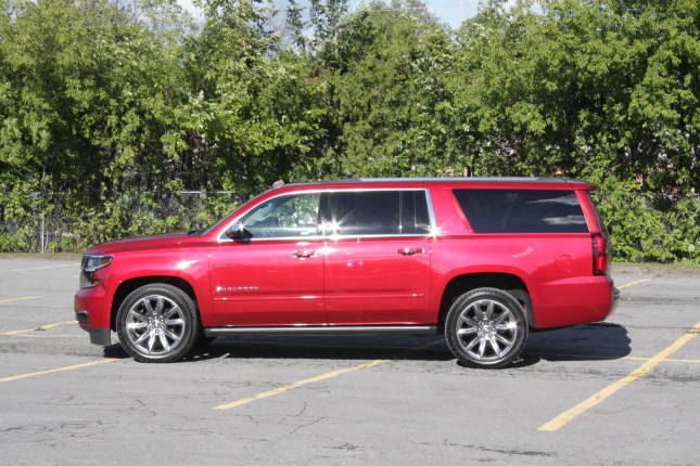 2015 chevrolet suburban CHASE 002